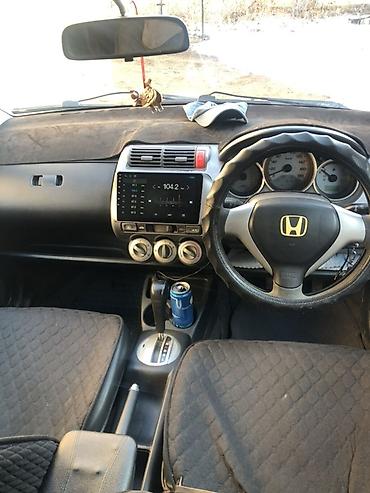 Унаа сатуу: Honda Fit: 2004 г., 1.3 л, Автомат, Бензин, Хетчбек — 1