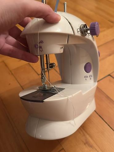 Tikiş maşınları: Kompakt mini tikiş maşını - Portativ ölçü: yüngül və masaya rahat — 5