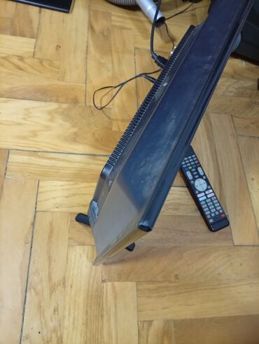 Televizori: Tesla LED televizor sa daljinskim upravljačem 220 ili 12 v. 24 — 17