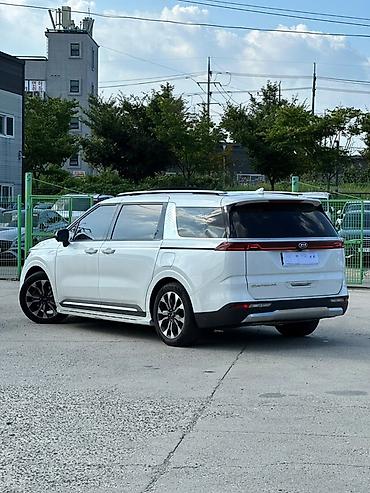 carnival: Kia Carnival: 2020 г., Минивэн — 10