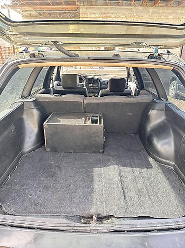 Volkswagen: Volkswagen Passat: 1988 г., 1.8 л, Механика, Бензин — 5