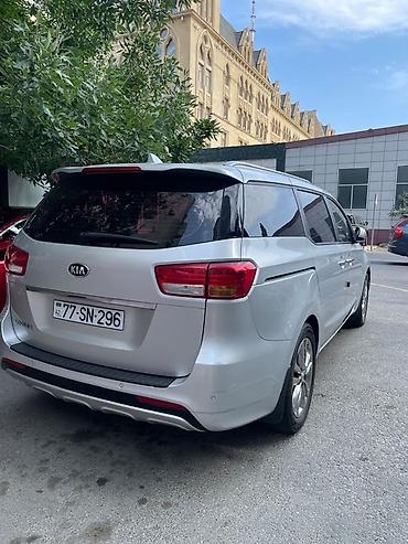 su radiatoru: Kia Carnival: 2.2 l | 2015 il Van/Minivan — 10