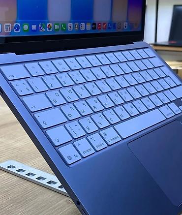macbook 2012: Apple MacBook Neo – Model kodu: A3404 - Prosessor: Apple A18 Pro - — 3