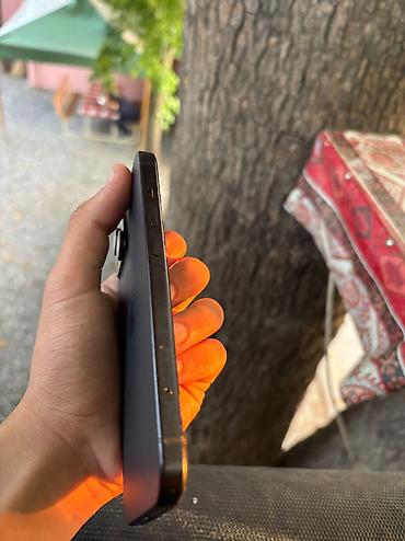 ıphone x ikinci el: IPhone 15, Qara, Simsiz şarj — 4
