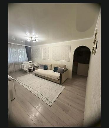 3 комнаты, 58 м², Кудайберген авторынок 1 этаж, Косметический ремонт