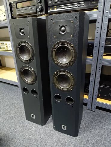 Zvučnici i stereo sistemi: EMPIRE AUDIO HQD 12 nemaju mrezice stanje kutija 9/10. potpuno — 2