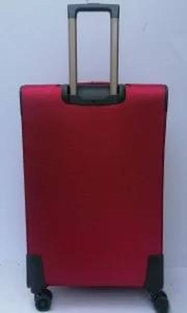 Putni koferi i torbe: Veliki putni kofer na točkiće – tekstilni, crvene boje - Prostrana — 17