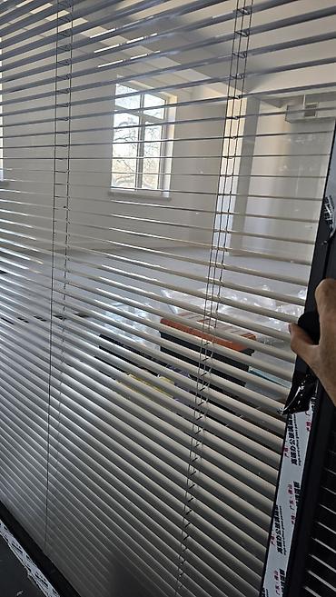 Другие окна на заказ: Стеновые перегородки . стекло каленное с двух сторон, а внутри — 5