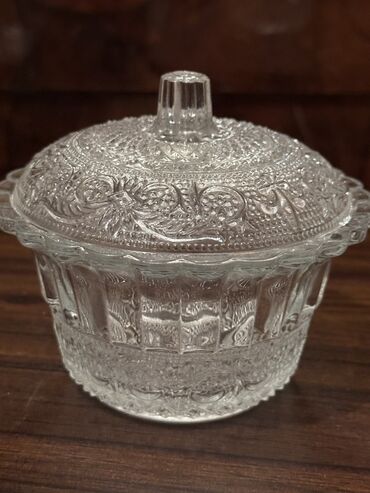 Külqabılar: Şüşə külqabılar və dekorativ qablar dəsti - Şüşə külqabı: EFES — 9