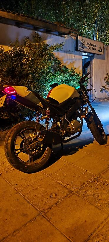 moto r15: Yamaha - Gabro, 250 sm3, 2014 il, 56000 km — 2
