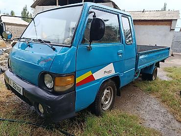 Hyundai Porter (Porter I) бортовой малотоннажный грузовик, с двойной