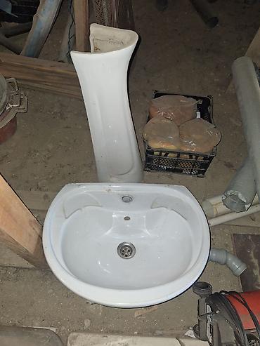 bərdə toyuq: Keramik piyadaçı lavabo dəsti - Material: yüksək keyfiyyətli — 1