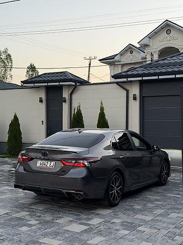camry 75 se: Toyota Camry: 2021 г., 2.5 л, Автомат, Бензин, Седан — 4