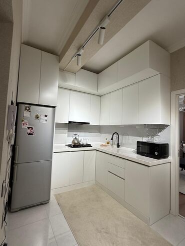 Yeni tikili: Saray, 2 otaqlı, Yeni tikili, m. 20 Yanvar, 58 kv. m