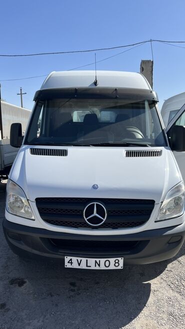 срочно продаю спринтер: Жеңил жүк ташуучу унаа, Mercedes-Benz, Колдонулган