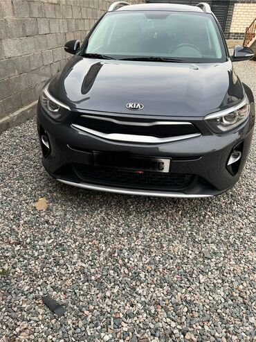 шины на форанер: Kia Stonic: 2018 г., 1.6 л, Автомат, Бензин, Кроссовер