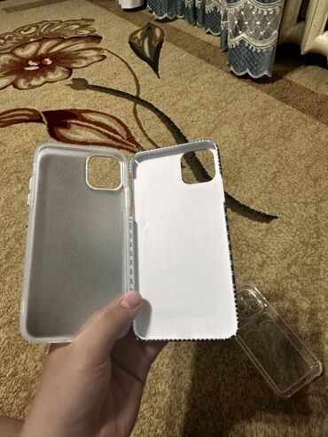 Чехлы: 📱 Продаю чехлы для iPhone 11 Pro Max 🔹 Количество: 2 штуки 🔹