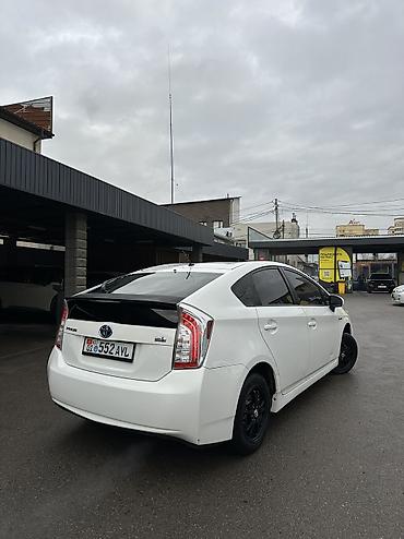 Toyota: Toyota Prius: 2014 г., 1.8 л, Вариатор, Гибрид, Хэтчбэк — 2