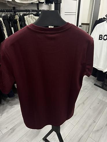 pull and: Мужская футболка, M, XL, L, Новый, цвет - Красный, Самовывоз — 2