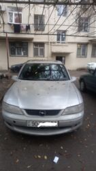 aston martin db9 5.9 at: Opel Vectra: 1.8 л | 1998 г. 355000 км Седан