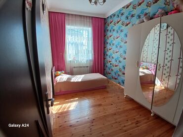 Həyət evləri və villaların satışı: 4 otaqlı, 132 kv. m, Orta təmir — 10