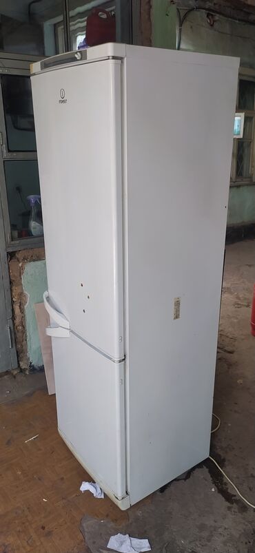 Холодильники: Холодильник Indesit, Б/у, Side-By-Side (двухдверный), De frost (капельный), 60 * 184 * 60