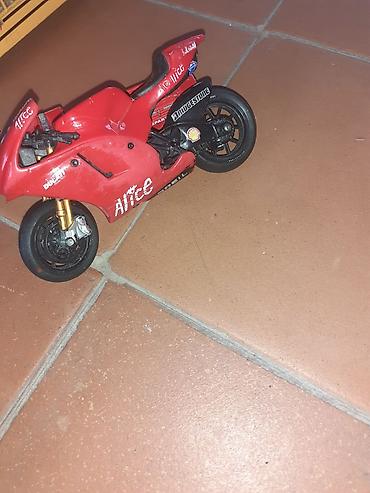 Oyuncaqlar: Sabirabada qedimi oyuncaq maşın satlır — 5