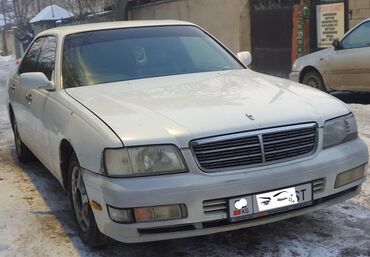 Nissan: Nissan : 1998 г., 3 л, Автомат, Бензин, Седан