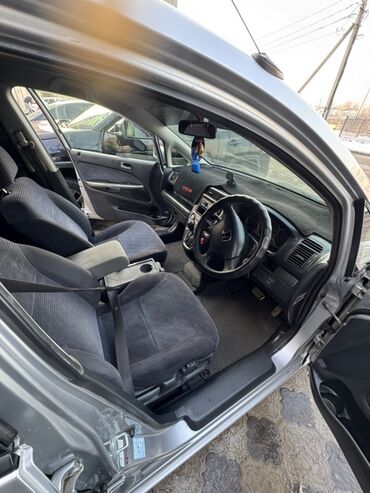 Honda: Honda Stream: 2001 г., 1.7 л, Автомат, Бензин, Минивэн — 6