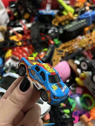 Модели автомобилей: Набор миниатюрных машинок для игры и коллекционирования — 1