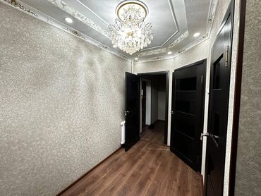 караколе продаю квартиру: 3 комнаты, 72 м², 106 серия улучшенная, 11 этаж, Евроремонт