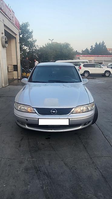 Opel: Opel Vectra: 2 l | Sedan — 5