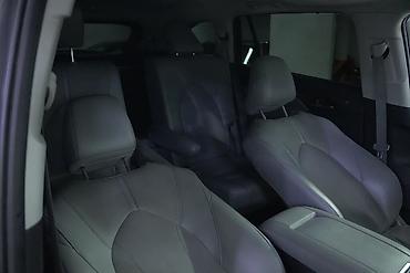телешка для авто: Toyota Camry: 2023 г., 2.5 л, Автомат, Гибрид, Седан — 10