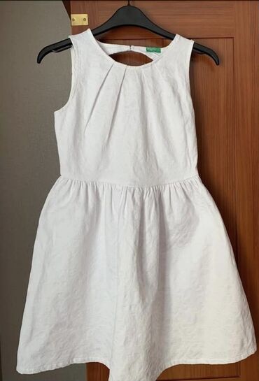 detskie rubashki v kletku: Детское платье Benetton, цвет - Белый