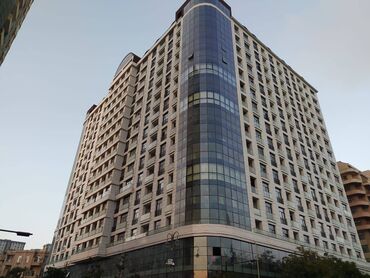 70 manata kiraye evler: Binəqədi rayonu Azadlıq prospektində Koroğlu Rezedencedə 17 mərtəbəli