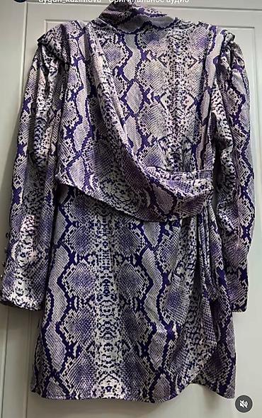 Dəstlər, kostyumlar: Məhsul: Qadın geyimləri və mebel 1) Parıltılı iki hissəli dəst - — 10