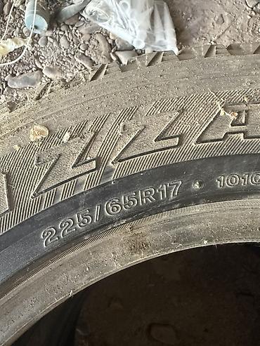 Шиналар жана дисктер: Всесезонная шина Bridgestone Blizzak, размер 225/65 R17. - Посадочный — 2