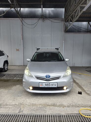 купить прицеп бу на легковой автомобиль: Toyota Prius: 2012 г., 1.8 л, Автоматтык, Гибрид, Универсал