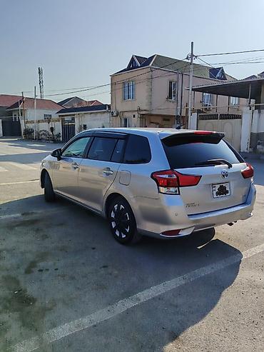 Салон: Toyota sedan interyer komplekti və avadanlığı - Sükan: çoxfunksiyalı — 6