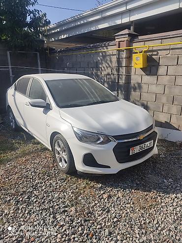 Chevrolet Onix: 2020 г., Бензин, Седан