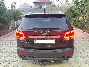 zapi masin: Kia Sorento: 2 l | 2010 il Krossover — 7