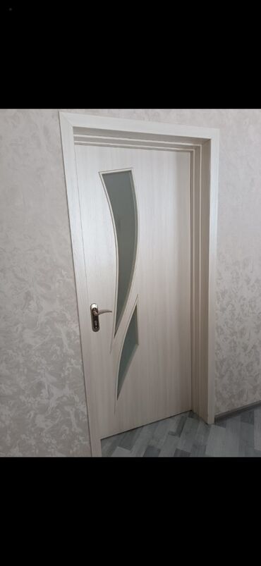 Напольные покрытия: Qapi 3eded 205/90sm
120azn biri
Buzovna 1889 leli