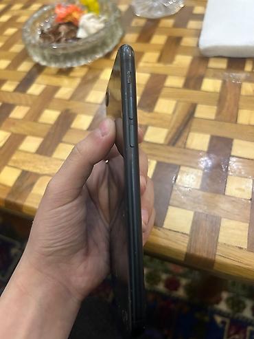 ikinci el iphone se: IPhone SE 2020, 128 GB, Qara, Barmaq izi — 3