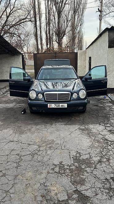 Mercedes-Benz: Mercedes-Benz E-Class: 1997 г., 4.2 л, Бензин, Седан at lalafo.kg — 8 Mercedes-Benz: Mercedes-Benz E-Class: 1997 г., 4.2 л, Бензин, Седан — 8