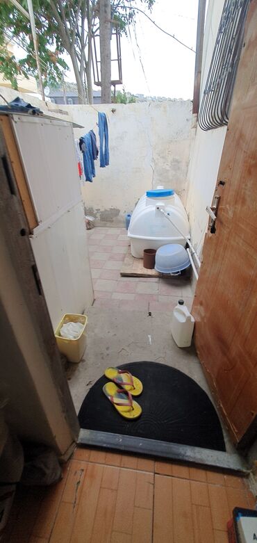 Mənzil kirayələyirəm: 3 otaqlı, 62 kv. m — 15