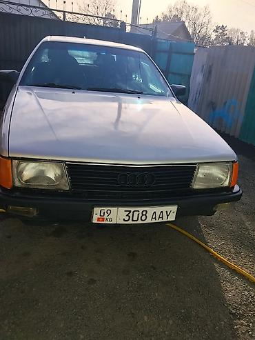 Audi: Audi 100: 1988 г., Седан — 7