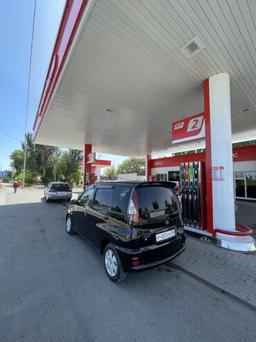 разрочка авто: Toyota Funcargo: 2000 г., 1.3 л, Автомат, Бензин, Хэтчбэк