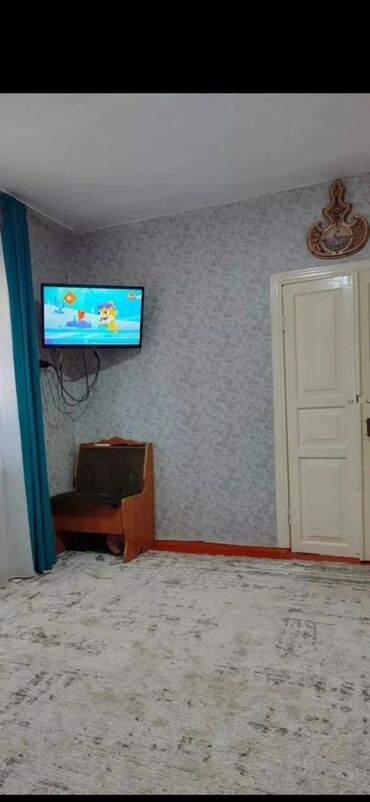 ош шаары дом: 60 м², 3 комнаты, Парковка, Сарай, Забор, огорожен