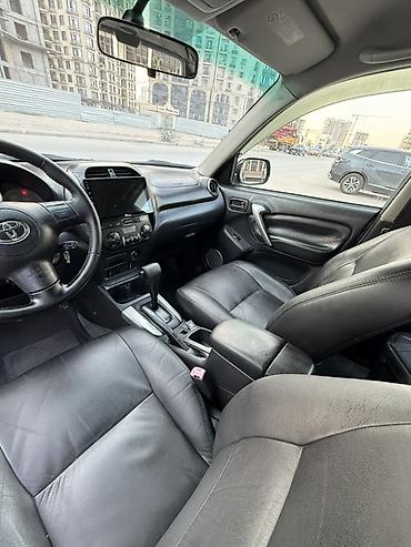 range over: Toyota RAV4: 2005 г., 2 л, Автомат, Газ, Кроссовер — 6