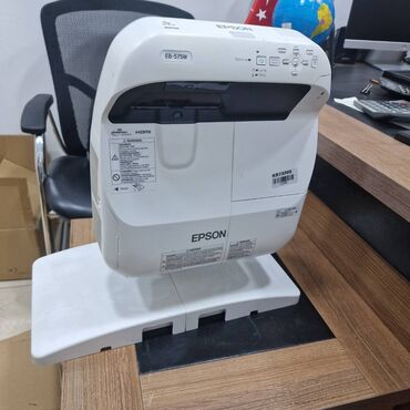 зеркальный телевизор: İşlənmiş Proyektor Epson
